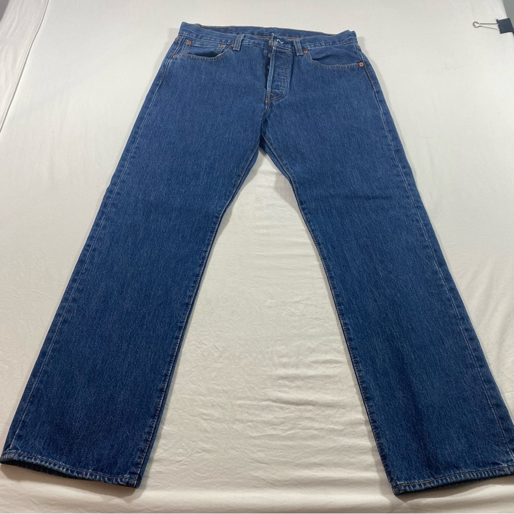 Levi's 501 Jeans Denim Button Fly Blue Straight Jeans Classic Fit Men 32 Casual